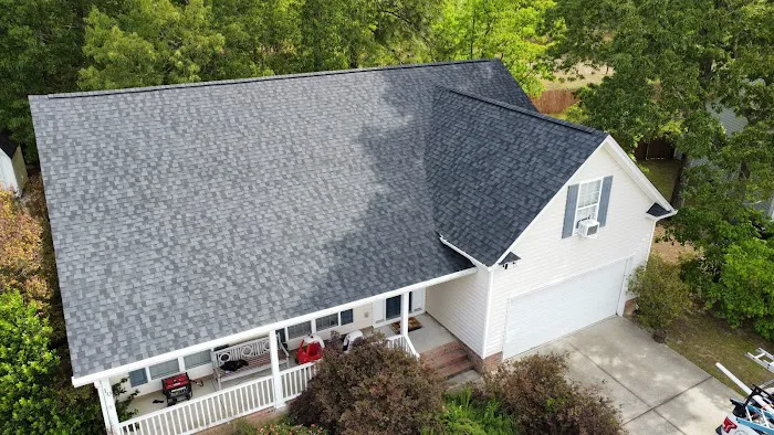 The Red Shirt Guys Roofing Picture 4