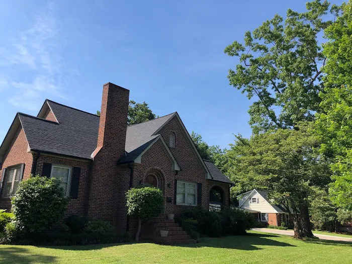 D Queen Roofing Picture 8