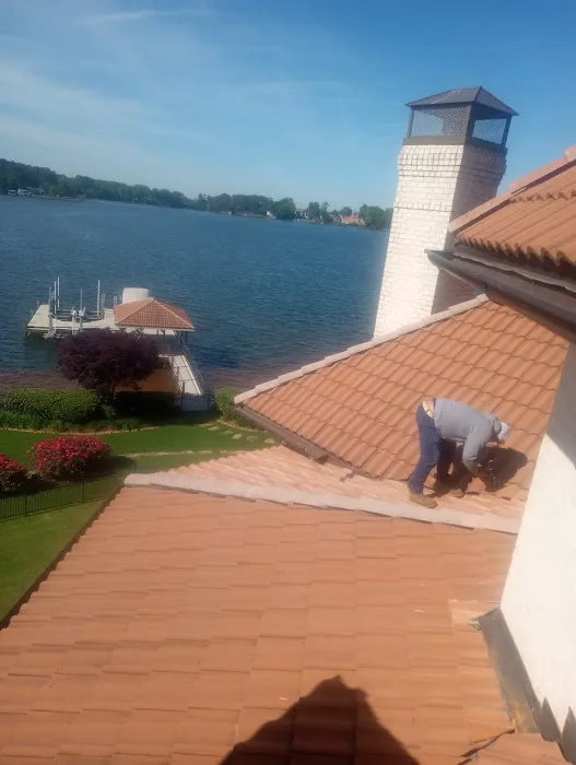 W.B Pro line Roofing @ maintenance Picture 4