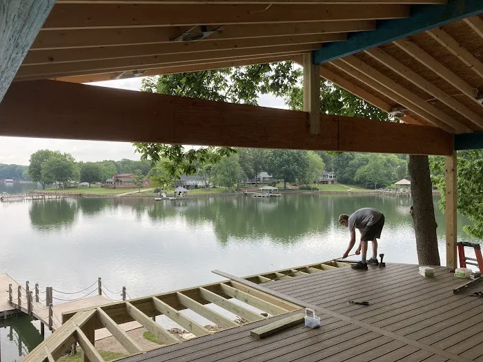 JW Roofing & Decks Picture 3