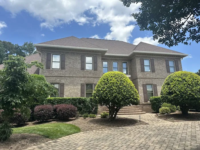 Kaiser Siding and Roofing LLC Picture 8