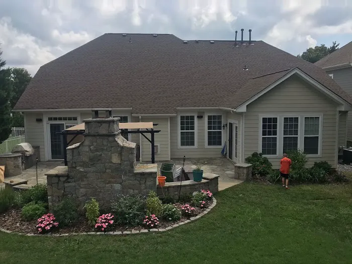 Combs Roofing of Waxhaw, LLC Picture 1