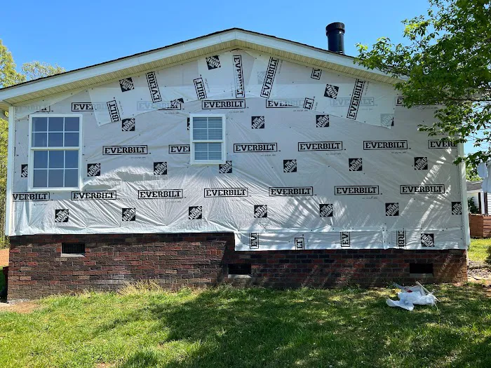 Apple Roof Contracting Picture 2