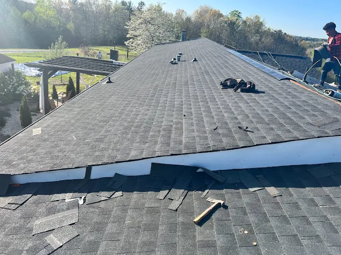 Apple Roof Contracting Picture 1