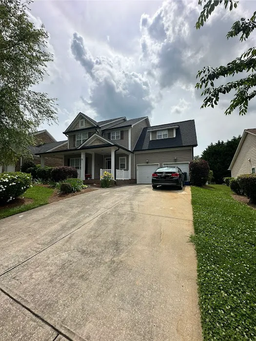 RenoSimplicity Roofing & Restoration Picture 3