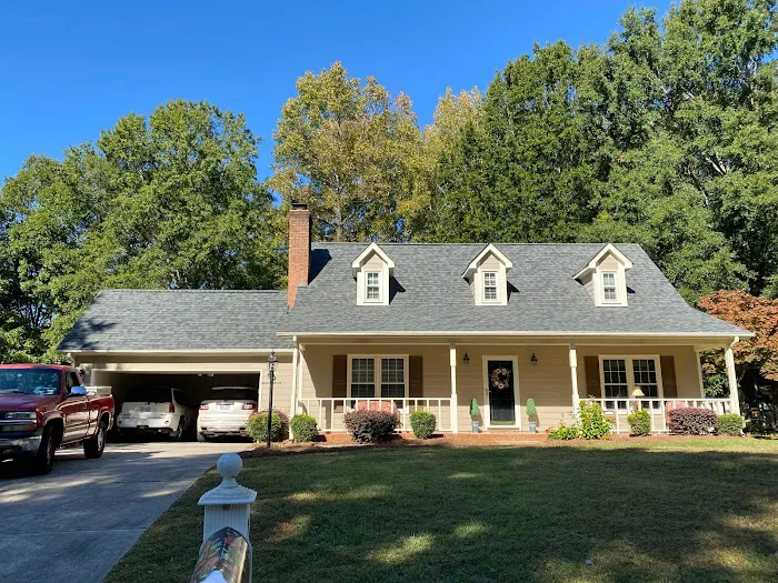 Starnes Exteriors Picture 7