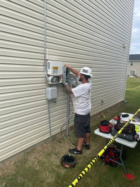 Sunlight Roof & Solar Picture 6