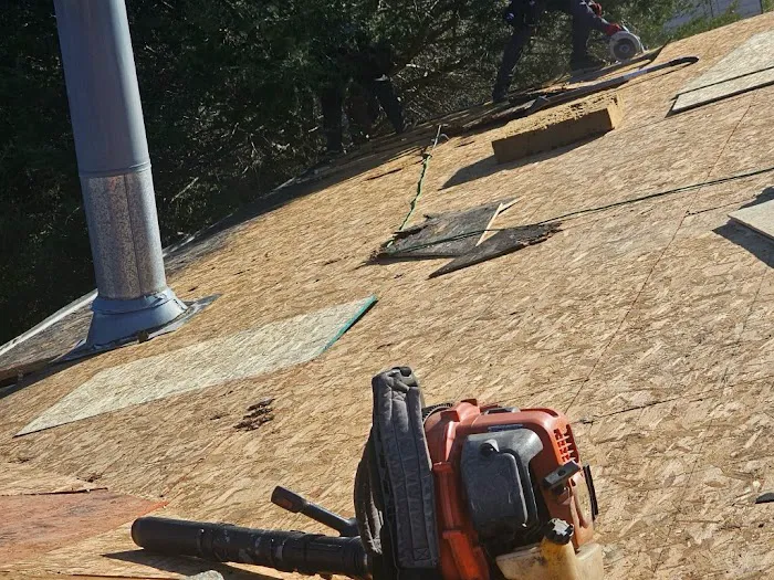 Ultimate Roofing Inc. Picture 8