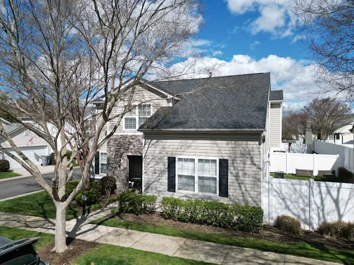 Skyview Roofing & Restoration, LLC Picture 1