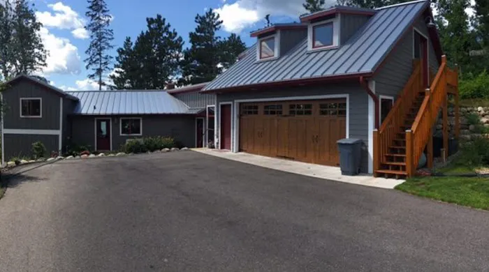 Royal Roofing & Construction, LLC Picture 1