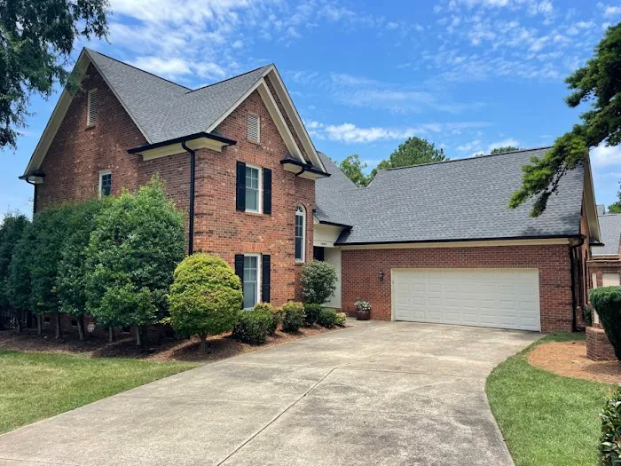 CER Roofing Contractors, LLC Picture 1