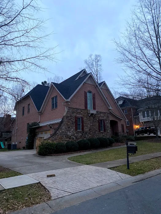 Ale's Roofing Group LLC Picture 7