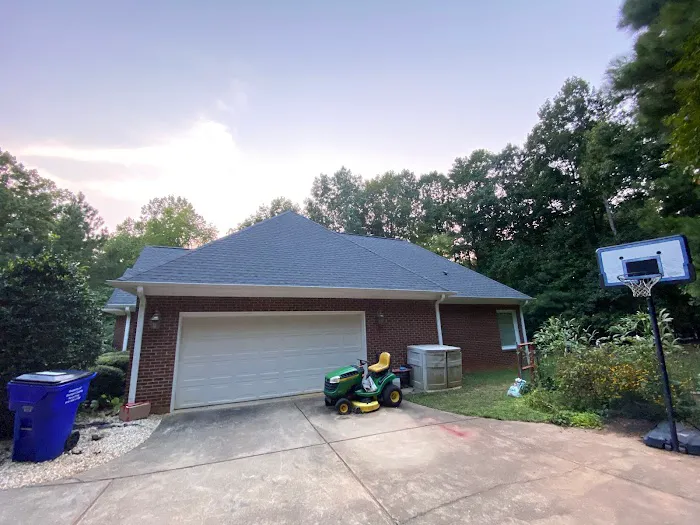 Ale's Roofing Group LLC Picture 5