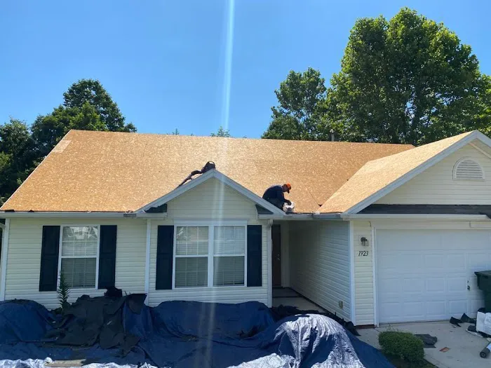 T CORP ROOFING Picture 6