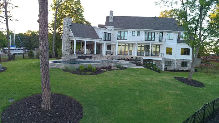 Neon Roofing Picture 1