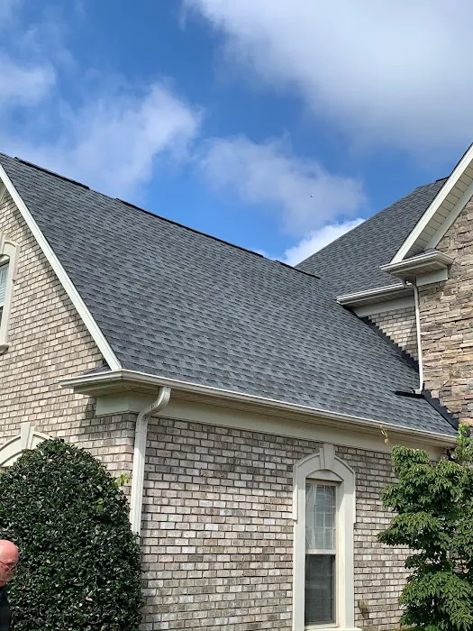 Waynco Roofing Picture 1