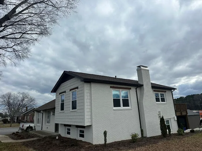 L&M Roofing Construction INC Picture 3