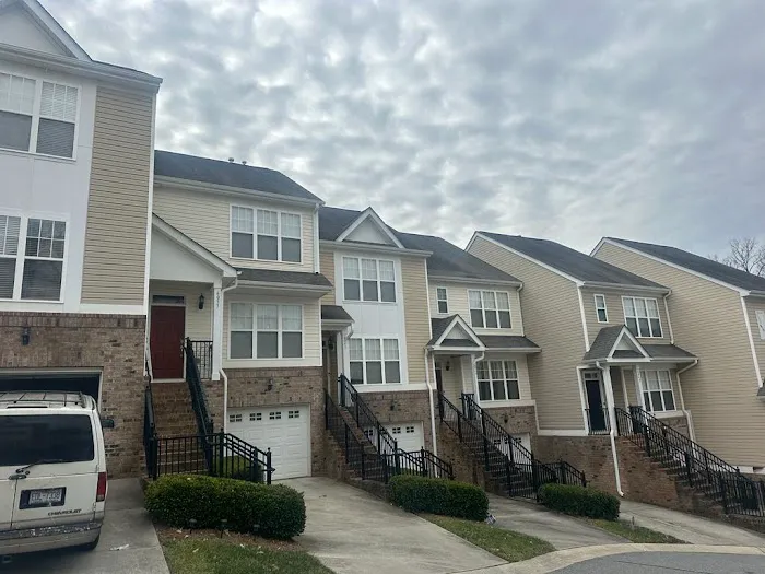 L&M Roofing Construction INC Picture 10