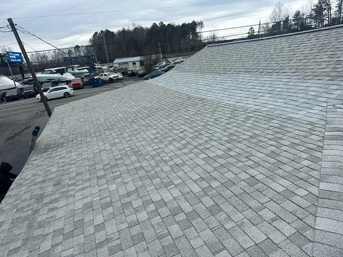 L&M Roofing Construction INC Picture 5