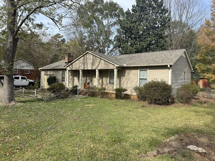 SkyGuard Roofing and Restoration Picture 1