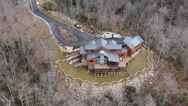 DE Roofing Picture 4