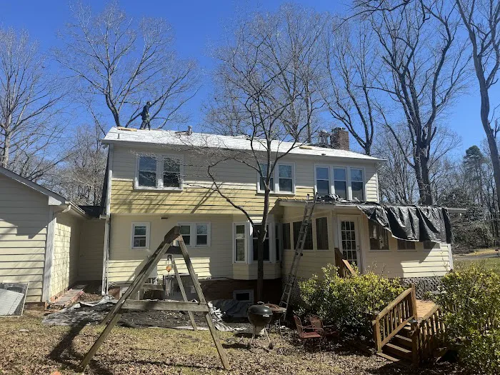 Rumble Bee Roofing and Gutters Picture 6