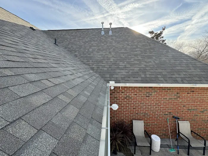 Rumble Bee Roofing and Gutters Picture 2