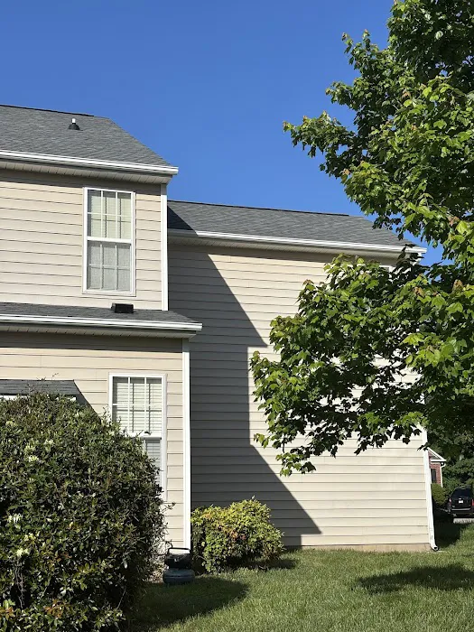 Rumble Bee Roofing and Gutters Picture 9