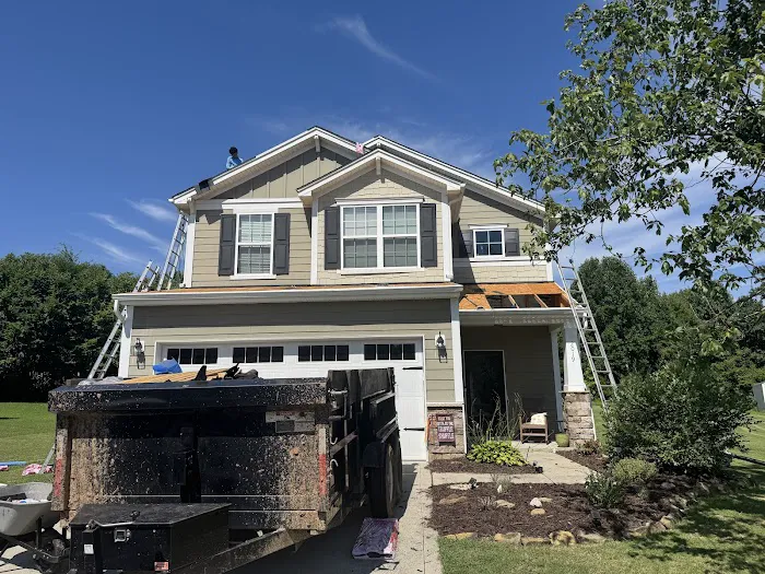 Rumble Bee Roofing and Gutters Picture 4