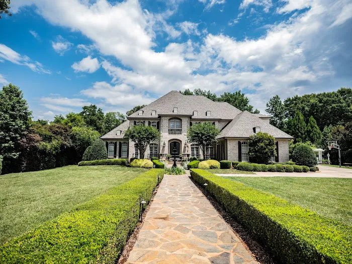 Guy Roofing Inc. Picture 10