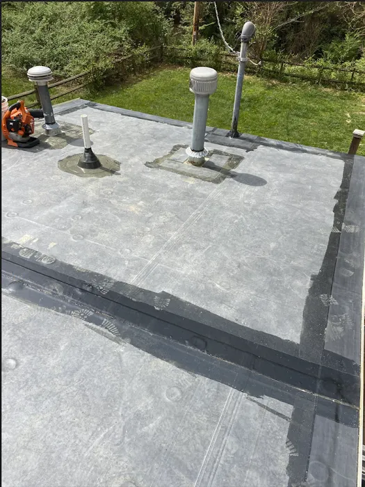 Jeff Freeman's Roofing Siding & Windows Picture 6