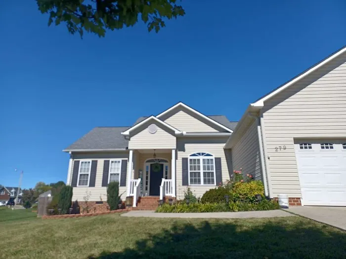 Triple J roofing LLC Picture 1