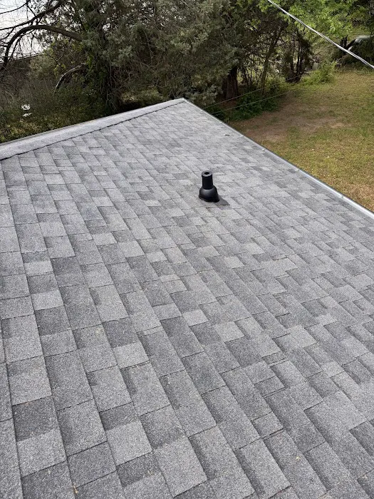 Pro Roofing and Exteriors LLC Picture 3