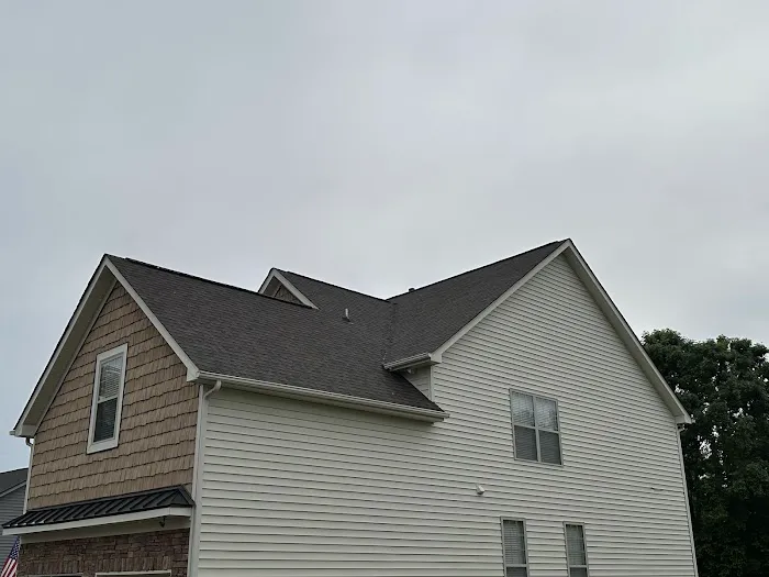 McToolman Services LLC Picture 3