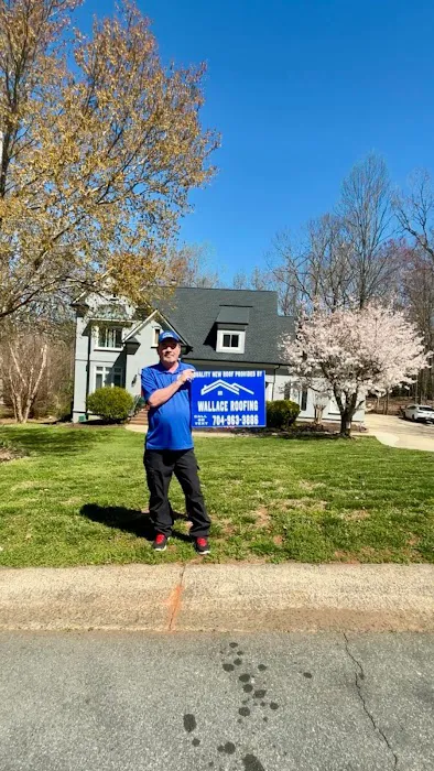 Wallace Roofing and Construction Picture 1