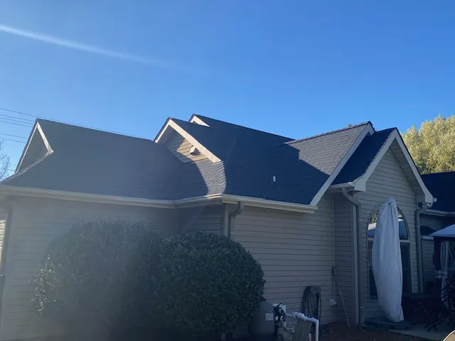 Cooley Roofing Picture 4