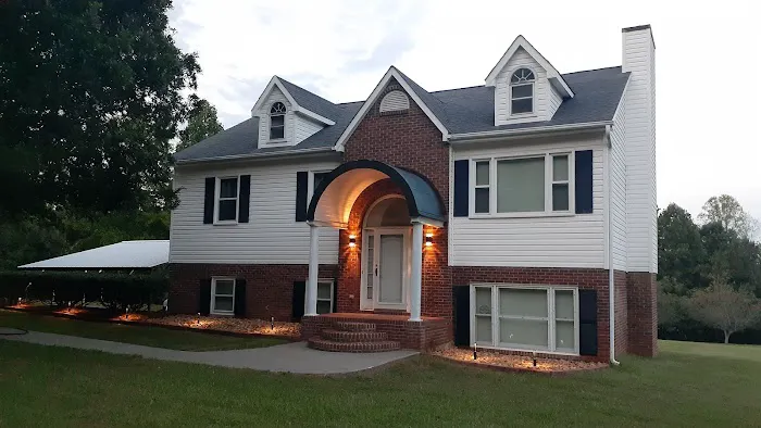 Hodges Roofing LLC. Picture 3