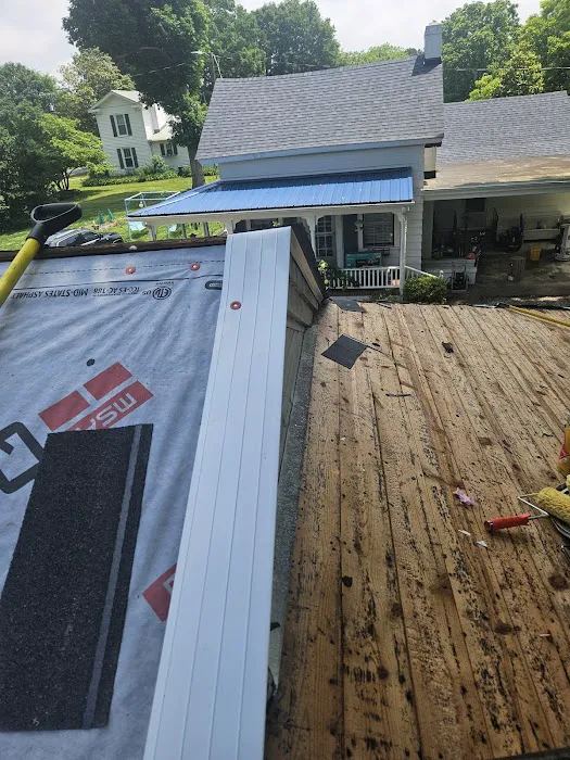 Blue Hat Roofs Picture 6