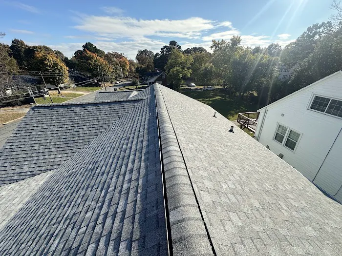 Mendez's Roofing Services LLC Picture 2