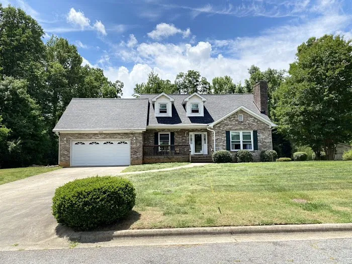 Skywalker Roofing Company Picture 5