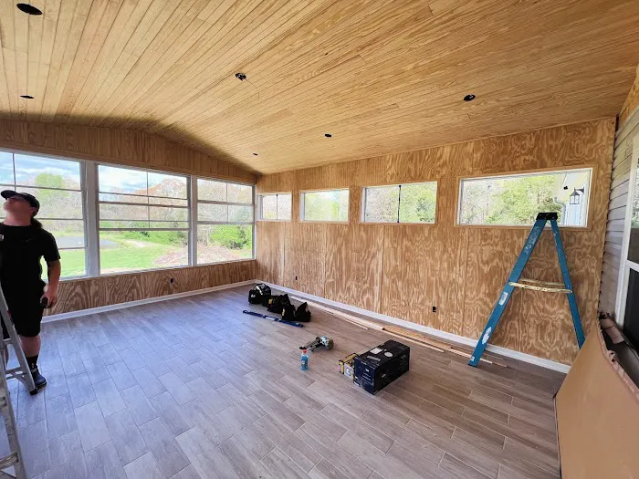 ChilMor Roofing & Construction Picture 2