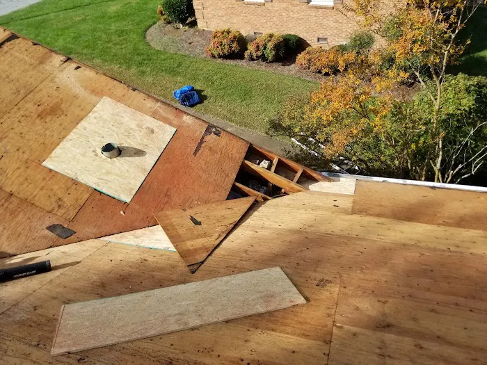 Top Roofing and Contracting Picture 4