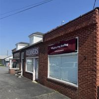 Mighty Dog Roofing of Winston-Salem ico