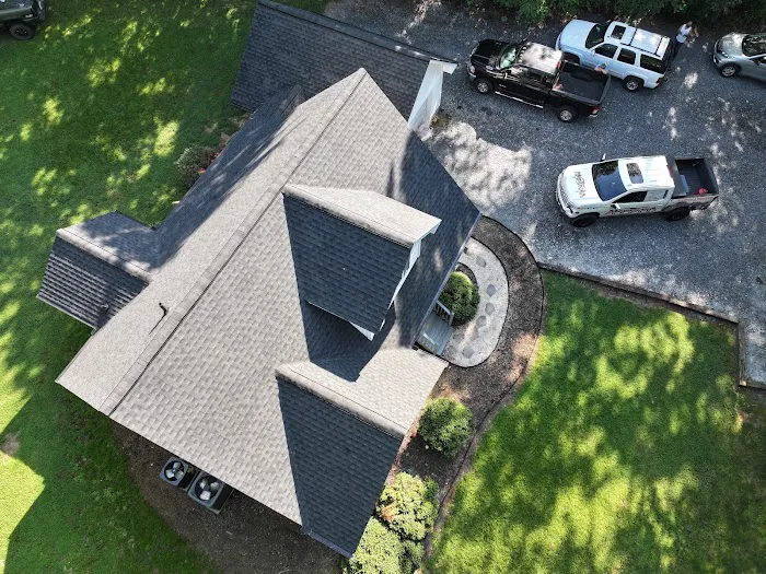Mendoza Roofing LLC Picture 7
