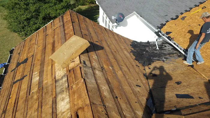 Mike Capehart's Roofing Picture 1