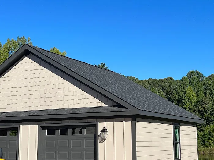 C&D Roofing Picture 6