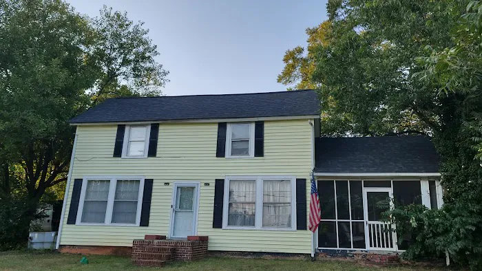 Moore's Roofing Picture 7