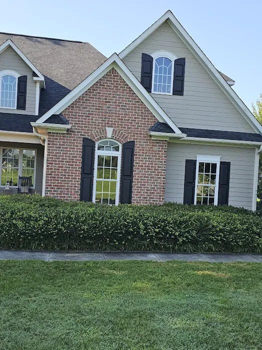 Moore's Roofing Picture 10