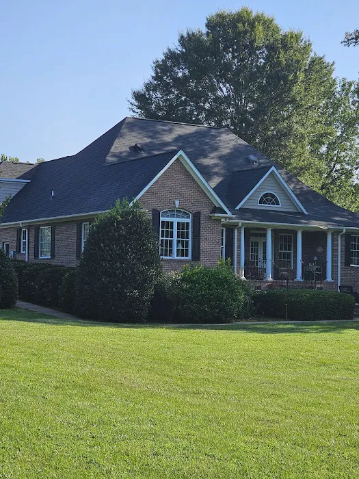 Moore's Roofing Picture 9