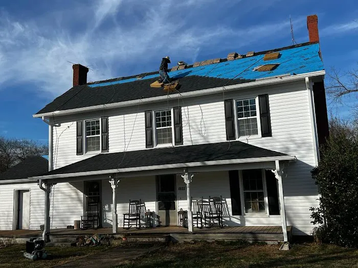 MRT Mendoza's Roofing of The Triad Picture 1